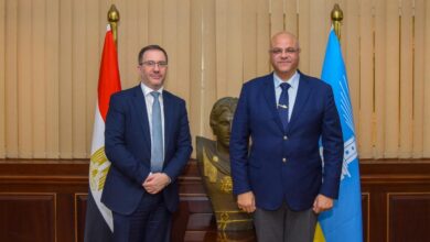 محافظ الإسكندرية يستقبل سفير المملكة المتحدة لبحث سبل التعاون المشترك