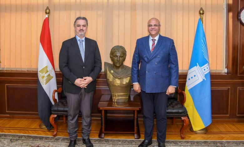 محافظ الإسكندرية يستقبل قنصل عام اليونان لبحث سبل تعزيز التعاون المشترك