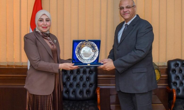 محافظ الإسكندرية يستقبل قنصل عام ليبيا لبحث سبل تعزيز التعاون المشترك