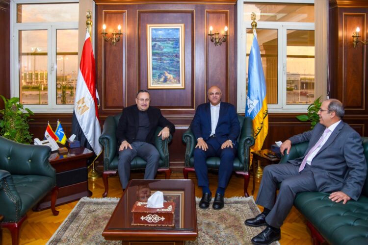 محافظ الإسكندرية يستقبل وزير التعليم العالي والبحث العلمي لبحث وتعزيز التعاون المشترك 