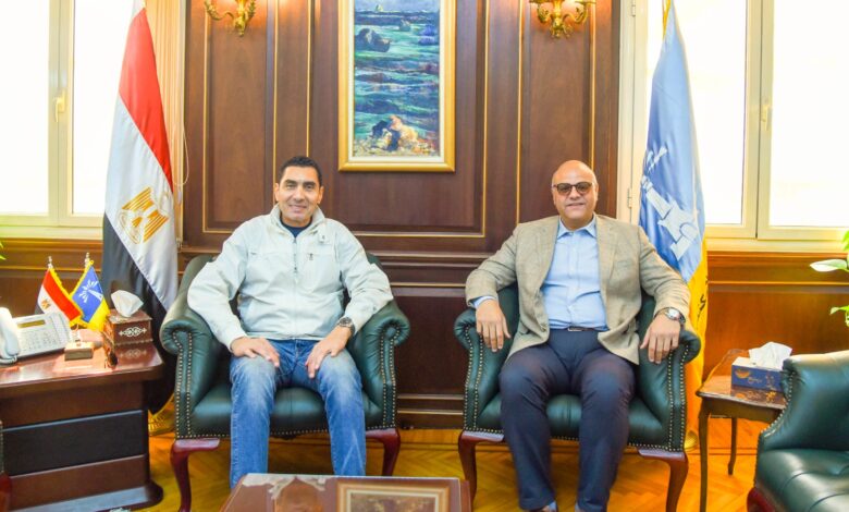 محافظ الإسكندرية يستقبل وزير الشباب والرياضة في مستهل جولته بالإسكندرية بالديوان