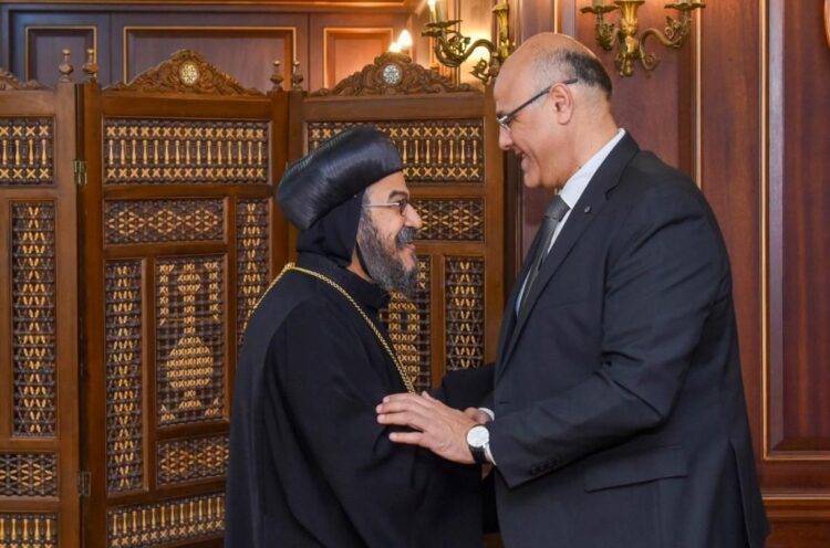 محافظ الإسكندرية يستقبل وفد الكنيسة القبطية الأرثوذكسية