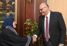 محافظ الإسكندرية يكرّم أسر الشهداء بمناسبة عيد الفطر المبارك