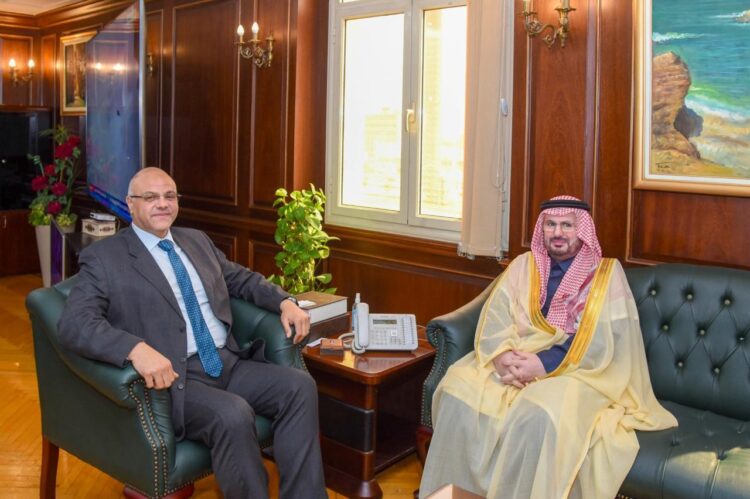محافظ الإسكندرية يلتقي القنصل العام للمملكة العربية السعودية لتعزيز التعاون