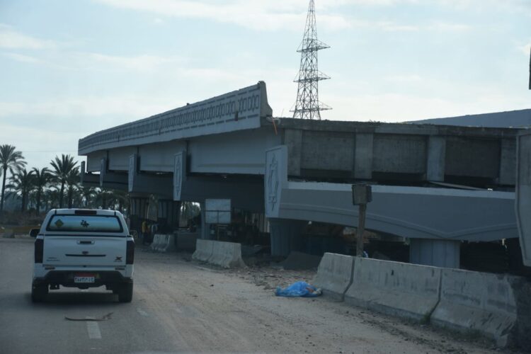 محافظة الإسكندرية تواصل تنفيذ أعمال التوسعة والتطوير الشامل لمحور أبو قير