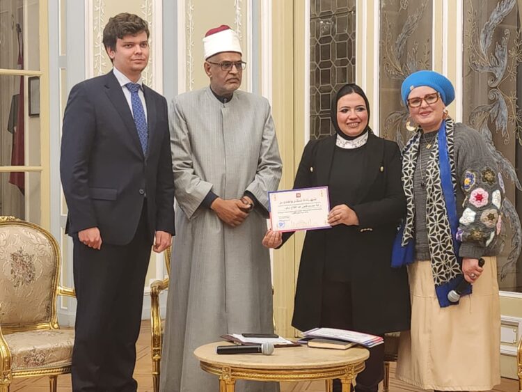 مدير مديرية أوقاف الإسكندرية يلقي محاضرة العمارة والدور الحضاري بالبيت الروسي 