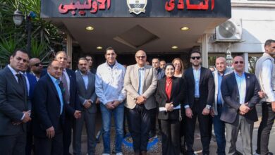 وزير الشباب والرياضة ومحافظ الإسكندرية يقومان بجولة تفقدية بالنادي الأولمبي المصري